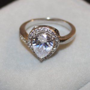 YOU DESERVE TO OWN THIS BEAUTIFUL RING, NOW !